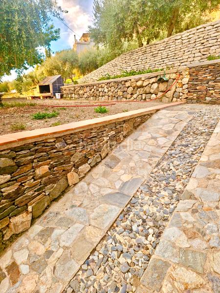 Foto 68a802a8-55f8-4108-8002-3986decf2d8d. Xalet amb xemeneia calefacció aparcament piscina a Bérchules