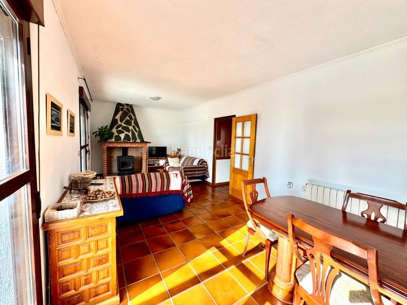 Foto 6da50dcf-b17c-4f18-aa53-7476436caae8. Xalet amb xemeneia calefacció aparcament piscina a Bérchules