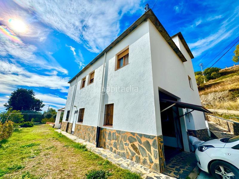 Foto 6e088480-0229-4db5-a7ad-bcdab3628292. Xalet amb xemeneia calefacció aparcament piscina a Bérchules