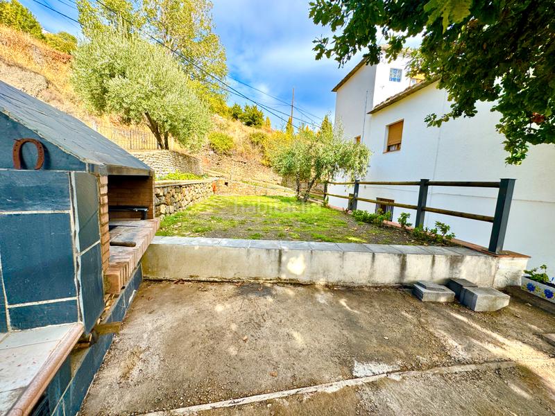 Foto 7239e045-fe77-4f6d-a3be-1ce6b390eb15. Xalet amb xemeneia calefacció aparcament piscina a Bérchules