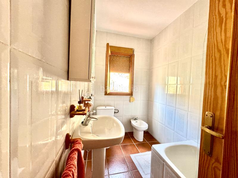 Foto a2e49efb-accd-48fb-82bc-bfdded545693. Xalet amb xemeneia calefacció aparcament piscina a Bérchules