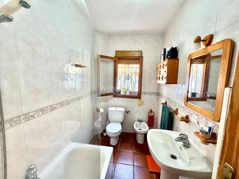 Foto af09df44-51e3-48b6-9103-643b6fce7959. Xalet amb xemeneia calefacció aparcament piscina a Bérchules