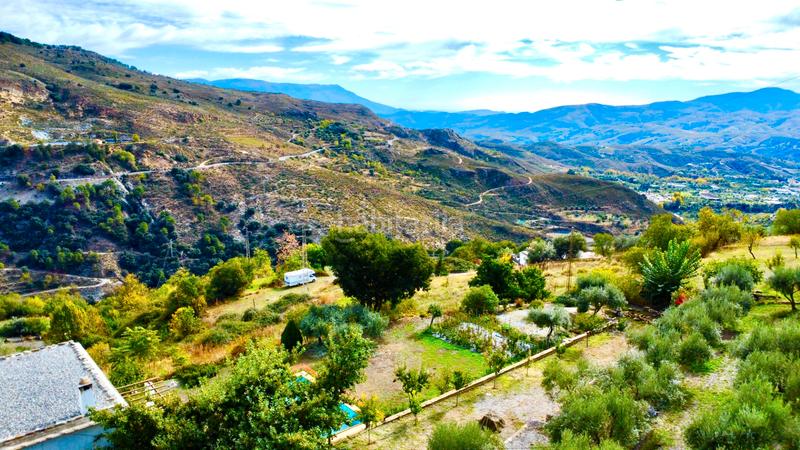 Foto d2441494-b192-4427-9b7d-ea2901097ac7. Xalet amb xemeneia calefacció aparcament piscina a Bérchules