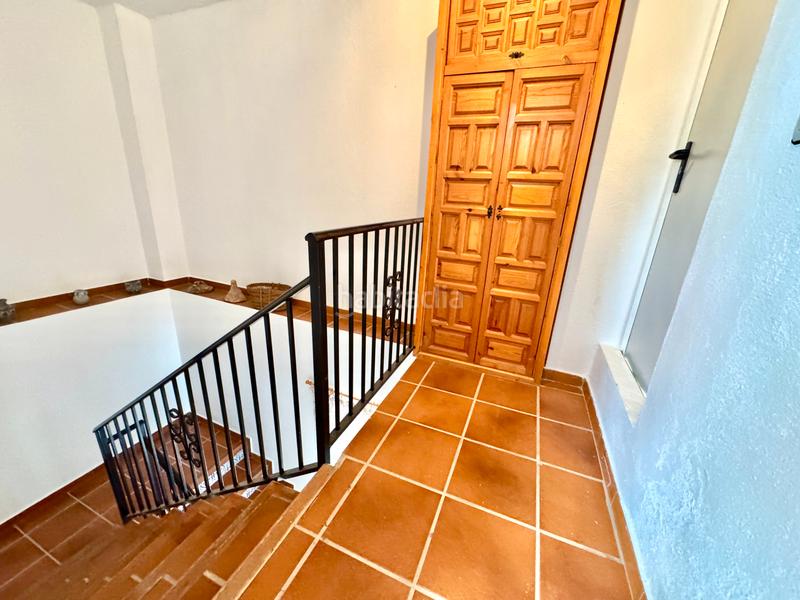 Foto eb38e5ff-d245-4d71-9c83-caf585040d39. Xalet amb xemeneia calefacció aparcament piscina a Bérchules