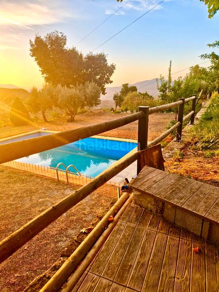 Foto f91447f3-f0ae-4d4b-a78f-e5019932b93f. Xalet amb xemeneia calefacció aparcament piscina a Bérchules