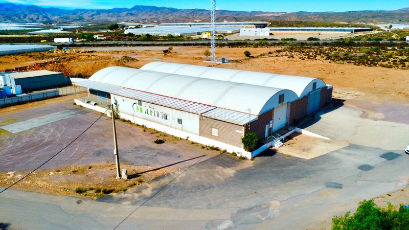 Foto af3bf794-b084-42bf-bd0a-a2b26ae4a632. Nau industrial a San Isidro - Campohermoso Níjar