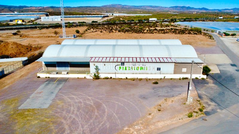 Foto e4b267e5-b241-47b4-a04b-c72e5d7df044. Nau industrial a San Isidro - Campohermoso Níjar