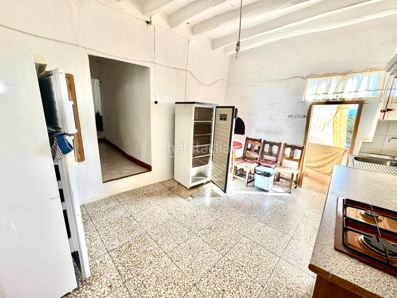 Foto 28a855ab-2f28-4aae-8d2a-f21a5c42ac28. Casa amplia casa de pueblo en Válor