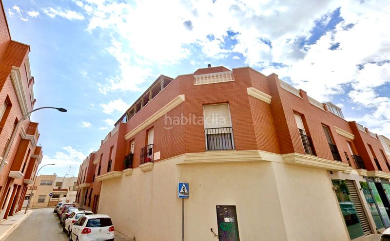 Foto c8932c78-f09d-4b6c-9644-7297b4c92918. Àtic a calle atlántida 1 a Pabellón - Estación - El Corte Inglés Ejido (El)