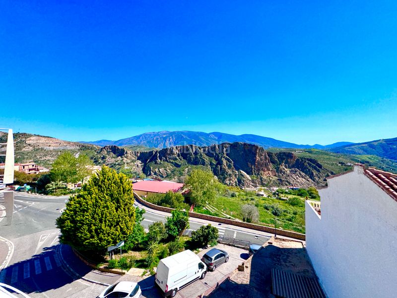 Foto 303bb93d-0452-4c15-8235-4928bb040fda. Pis a Lanjarón