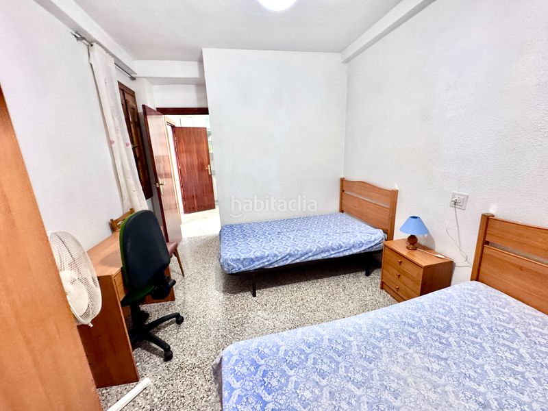 Foto c885769b-8e78-49ea-97ca-e56b1c14a8f7. Pis a Lanjarón