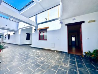 Apartament  Avenida jose antonio bravo 63. ?? apartamento de 2 dormitorios con chimenea en plena alpujarra