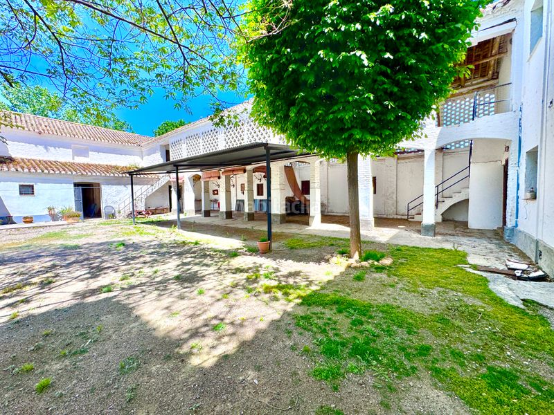 Foto 1609cb97-c301-4d74-afa3-5d54521511ab. Casa amb aparcament piscina a Rosaleda - Juventud Granada