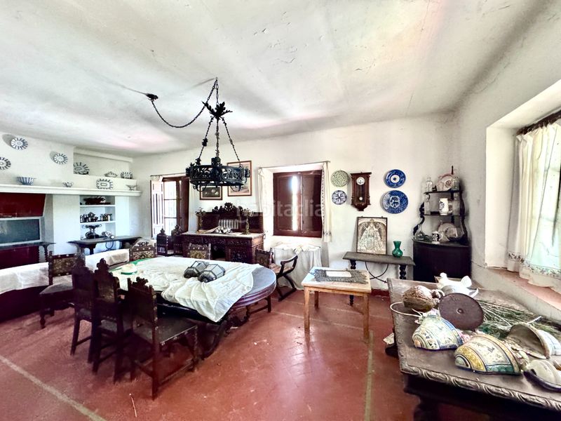 Foto ada8d807-dcc4-4032-8a3f-ae3d105ebf98. Casa amb aparcament piscina a Rosaleda - Juventud Granada