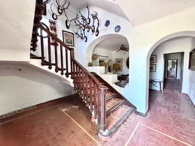 Foto df4b0e51-129d-4143-8677-9693fc2b3412. Casa amb aparcament piscina a Rosaleda - Juventud Granada