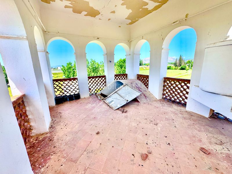 Foto e7a23531-241f-4ebd-9495-6acd5a7d1ab0. Casa amb aparcament piscina a Rosaleda - Juventud Granada