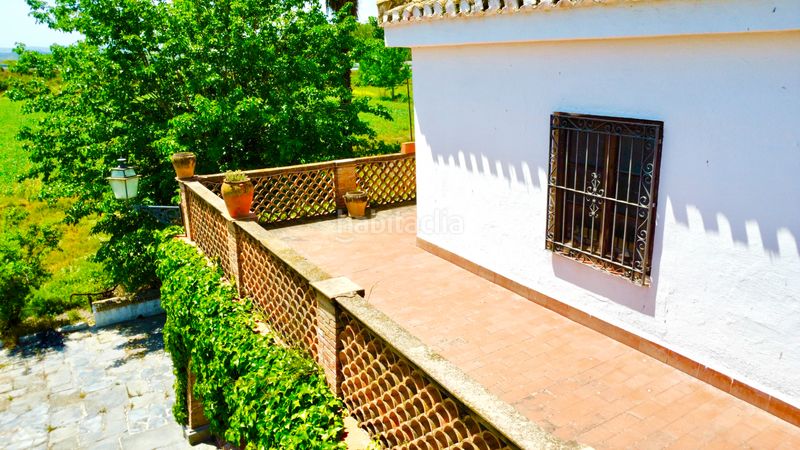 Foto f4e925d0-cf3a-451a-a7f1-5a1476963795. Casa amb aparcament piscina a Rosaleda - Juventud Granada