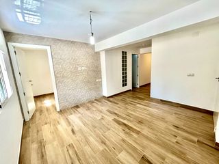 Flat  Calle codorniz. Piso de 3 dormitorios en sevilla – barrio de los pájaros con esp