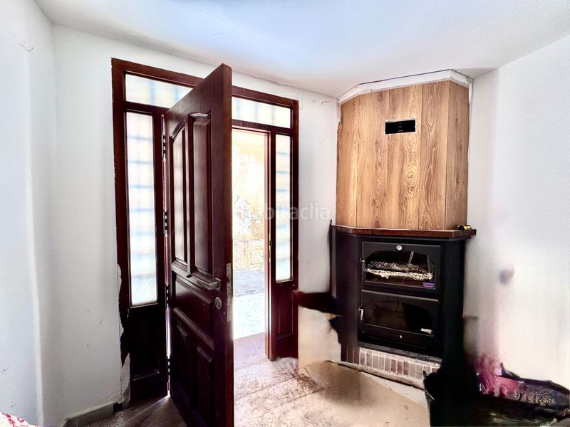 Foto 90e060d4-6153-4e25-a826-eac78631d6ab. Casa amb xemeneia a Nevada