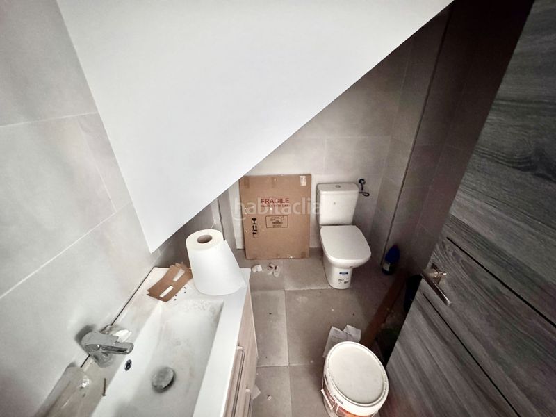 Foto ef467182-3d67-4a27-bf79-acc5a1758c3a. Casa amb xemeneia a Nevada