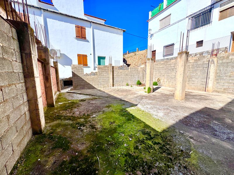 Foto 2476a1fa-0b88-489e-a0f2-c5744464b108. Terreny residencial a Válor