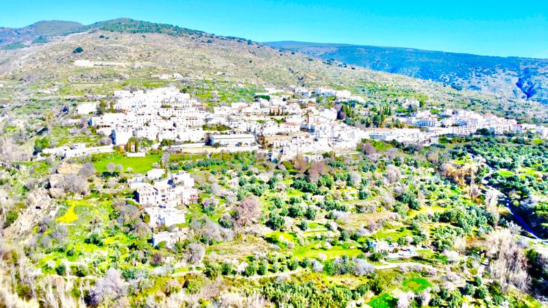 Foto a35cad0d-6016-4e70-beff-5e41d2200e64. Terreny residencial a Válor