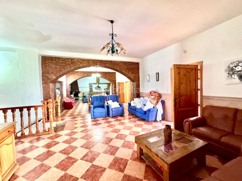 Foto d0f15798-d46b-426b-bc19-587bb9c1e3ab. Chalet in calle huerta de la salud 5 in Láujar de Andarax