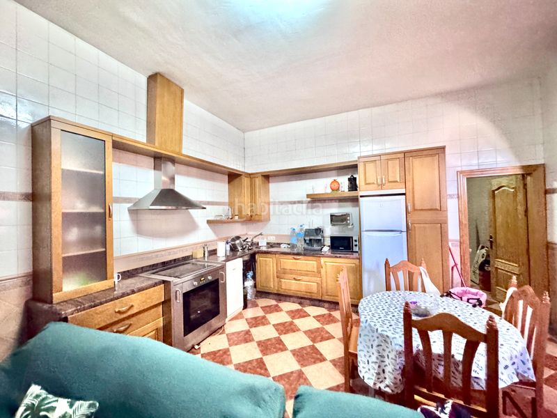 Foto e095cb81-4739-4bdf-9fdd-794c914aa1ee. Chalet in calle huerta de la salud 5 in Láujar de Andarax
