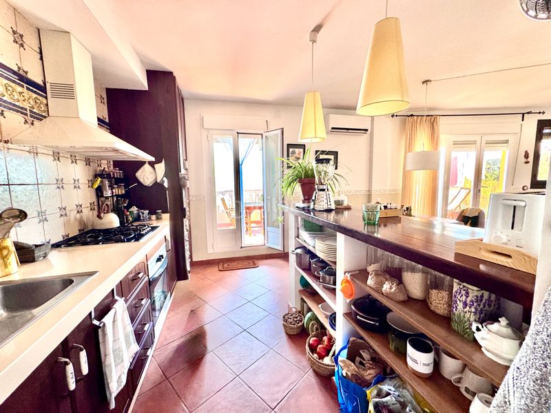 Foto d6027aa5-47dd-4aec-9420-347c3cc59111. Apartament amb calefacció a Válor