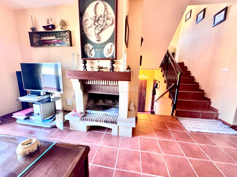 Foto 06b147fb-0eca-4f6d-ad26-f139556f3629. Casa amb xemeneia aparcament a Alcolea