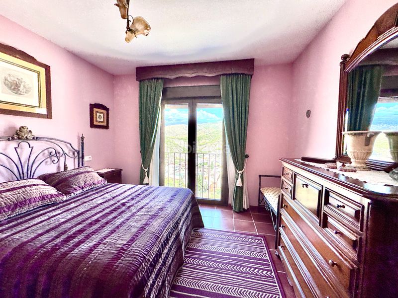 Foto 0af0904a-7459-4260-87d6-48116c37cf27. Casa amb xemeneia aparcament a Alcolea