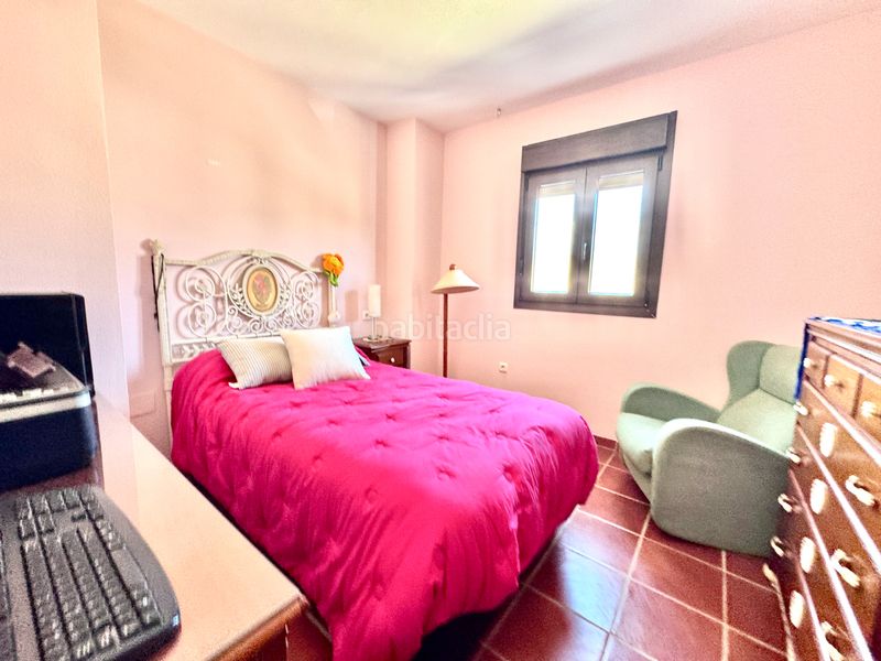 Foto 34118ca8-4a80-4213-a733-01a12da210df. Casa amb xemeneia aparcament a Alcolea