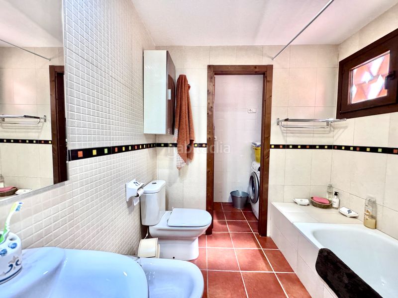 Foto 6f77e183-5f30-4334-bfff-dbaac5d51dea. Casa amb xemeneia aparcament a Alcolea
