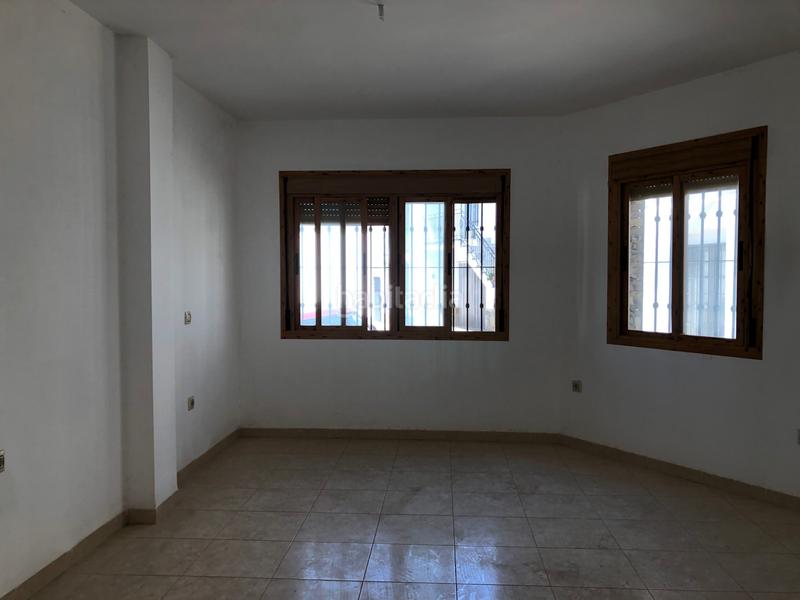 Foto 4e2f0041-baea-4276-9335-f5557b7dc63e. Casa pareada fantástico dúplex en mairena - en Nevada