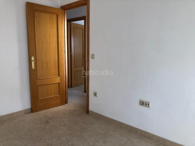 Foto da1e8bae-cee6-4651-bec4-f2da5362e237. Casa pareada fantástico dúplex en mairena - en Nevada