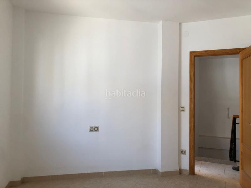 Foto ef681ded-e673-40d5-8ea5-4abc764b79f7. Casa pareada fantástico dúplex en mairena - en Nevada