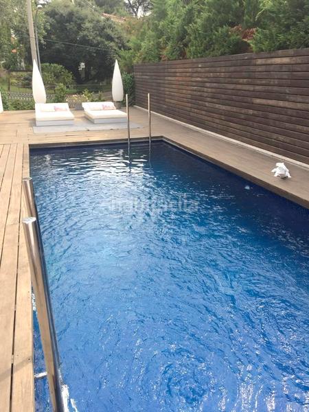 Foto 9a01a0d8-c0a4-4091-b41a-43d283cf4d99. Affitto casa con camino riscaldamento parcheggio piscina in Vilassar de Dalt