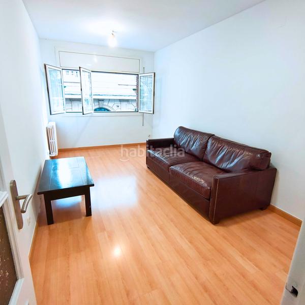 Foto 7cce65a6-e444-46b9-94f9-87137b15bda3. Appartamento in Putget - Farró Barcelona