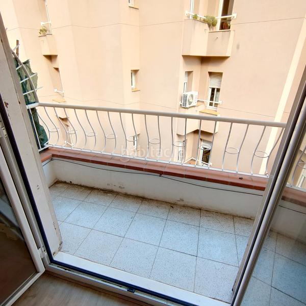 Foto 610f18c6-422a-4b11-aee4-782951966dea. Rent flat in Navas Barcelona
