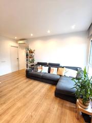 Appartement  Carrer del doctor aiguader. Piso reformado en la barceloneta con vistas únicas — listo para