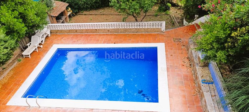 Foto a438ac12-d425-4776-adff-4414f307f7fa. Xalet amb xemeneia aparcament piscina a Lliçà d´Amunt