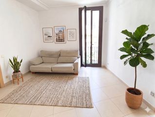Piso  Carrer de sant pau. Piso con terraza de 22 m� en el coraz�n de paral�lel � a reforma