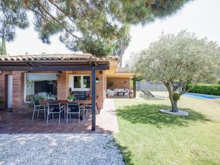 Xalet a Bell-Aire. Exclusiva villa de alto standing en una de las zonas más privile