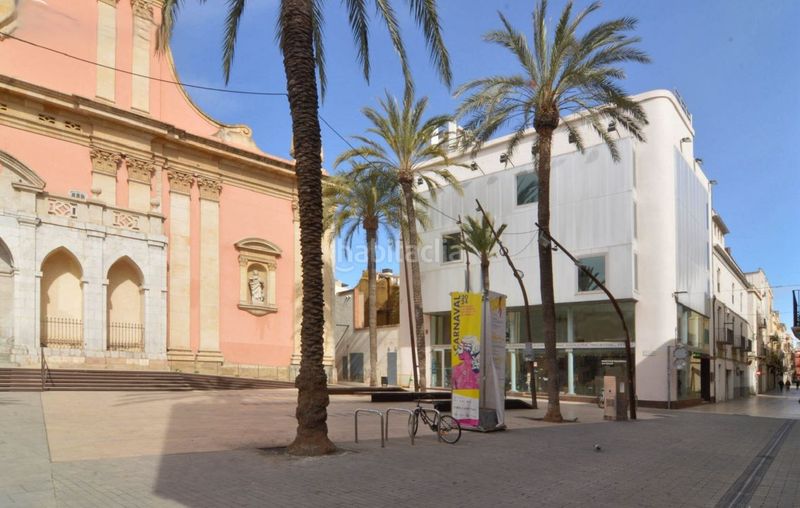 Foto caff1b67-166a-4e6f-a633-fe95d895f2b2. Edificio en plaça de les neus 3 en Centrevila Vilanova i la Geltrú