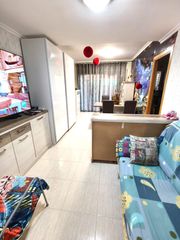 Appartement  Avinguda de mossèn jacint verdaguer. Piso en perfecto estado