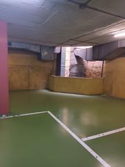 Lloguer Aparcament cotxe  Carrer d'esteve terradas. Gran plaza de parking en alquiler