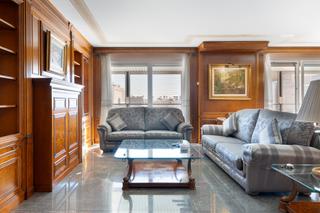 Location Appartement  Carrer de la indústria. Alquiler de lujo con todas las comodidades próximo a sagrada fam