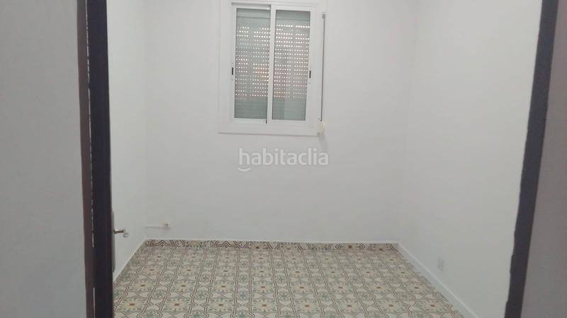 Foto f25fc4b7-6f0f-4632-8b83-c165ab1db476. Lloguer oficina a Vallcarca - Penitents Barcelona