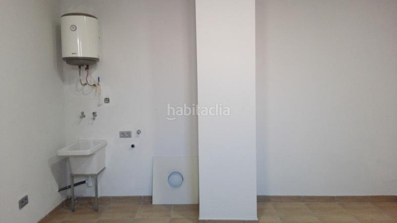 Foto d69e5732-91fc-471f-bf90-93badbf50544. Alquiler local comercial loal en zona comercial en Calella