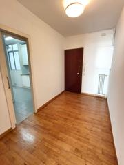 Piso  Carrer de tavern. Piso muy soleado en venta